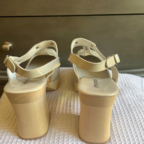 Jeffrey Campbell Platform Clogs - Picture 4 of 5